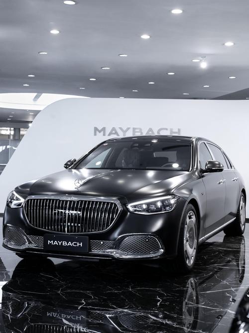 佛山148岚图汽车的售后服务让用户无忧出行，迈巴赫未来的豪华车趋势